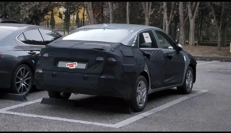 全新現代悅納最新諜照 最快將於2022年內亮相